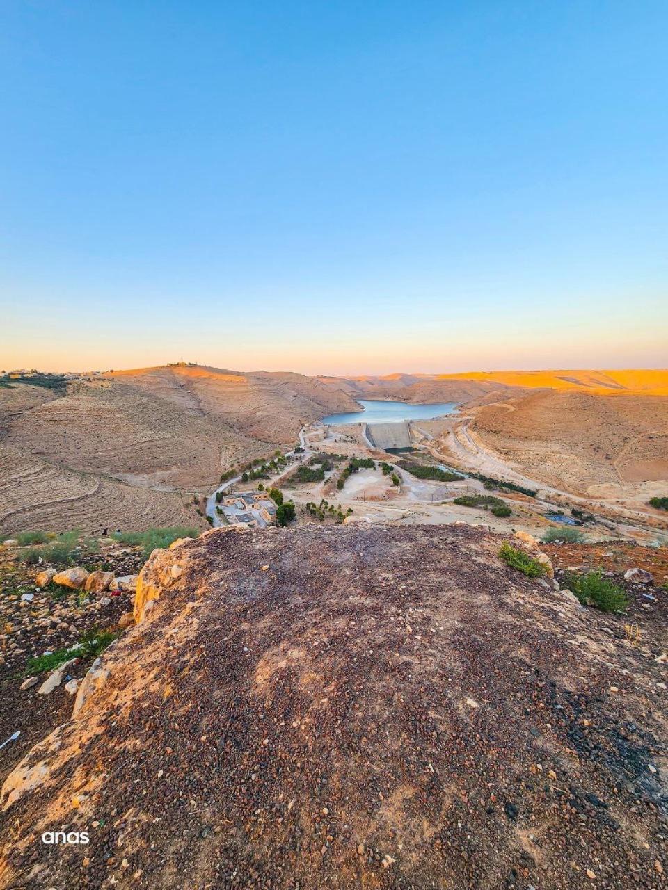 Hotel Wadi Al-Wala View Camp à Madaba Extérieur photo